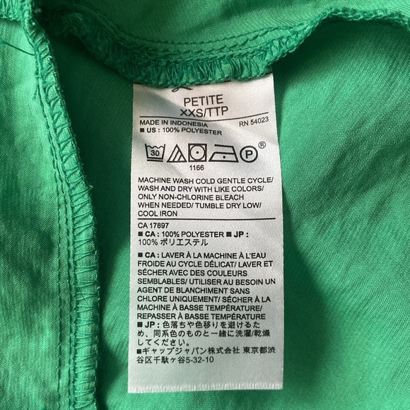 Banana Republic - Green Wrap top - Picture 5 of 6